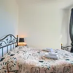 Apartment Family-friendly With Swimming Pool - 16655 Murter