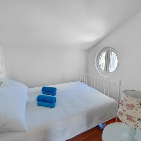 Family-friendly With Swimming Pool - 16655 Apartmán
