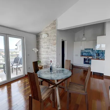 Family-friendly With Swimming Pool - 16655