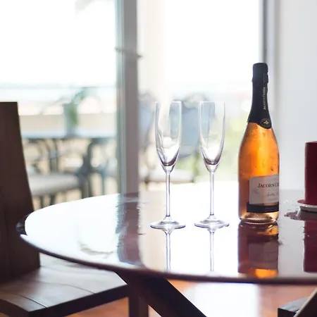 Family-friendly With Swimming Pool - 16655 Apartmán *
