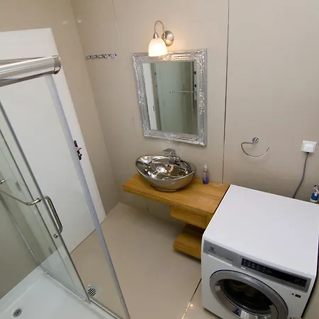 Family-friendly With Swimming Pool - 16655 Apartmán Murter