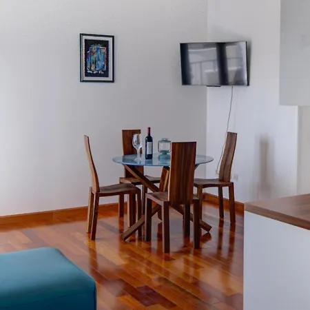 Апартаменты Family-friendly With Swimming Pool - 16655