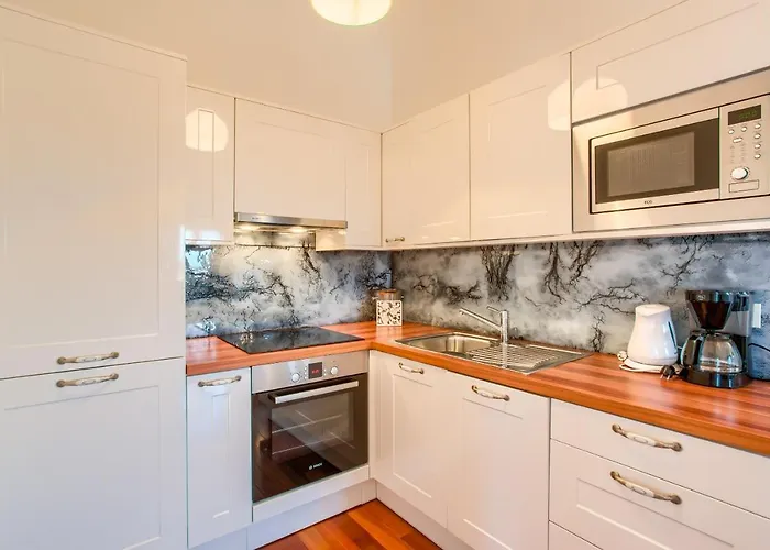 Family-friendly With Swimming Pool - 16655 Муртер