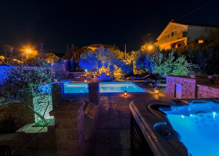 Family-friendly With Swimming Pool - 16655 Апартаменты *